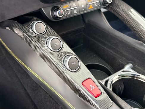 Certified 2019 Ferrari GTC4Lusso T image 15