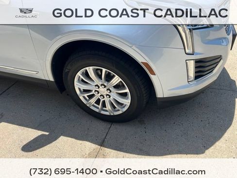 Used 2017 Cadillac XT5 FWD image 6