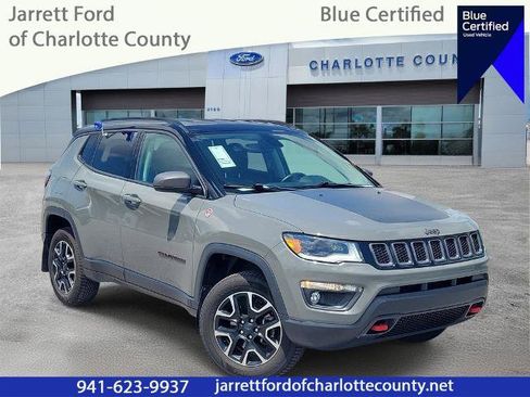Used 2020 Jeep Compass Trailhawk w/ Cold Weather Group AWD/4WD image 1