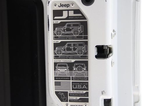 Used 2021 Jeep Wrangler Unlimited Rubicon image 12