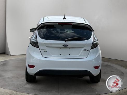 Used 2017 Ford Fiesta SE FWD image 6