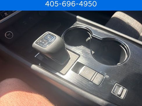 Used 2022 Nissan Rogue SV FWD image 28