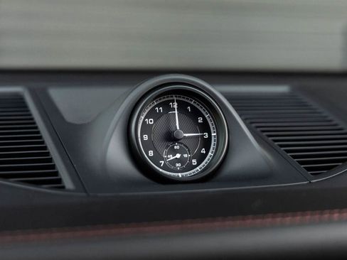 New 2025 Porsche Macan image 77