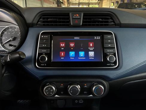 Used 2025 Nissan Versa SV FWD image 24