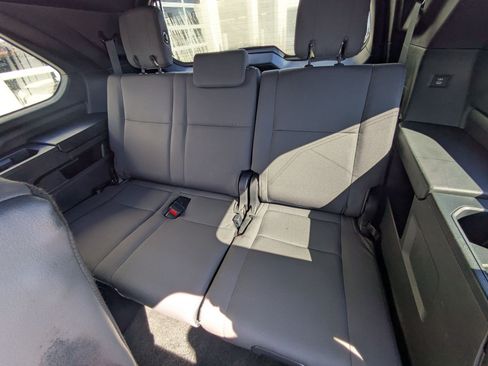 Used 2025 Toyota Sequoia SR5 AWD/4WD image 32