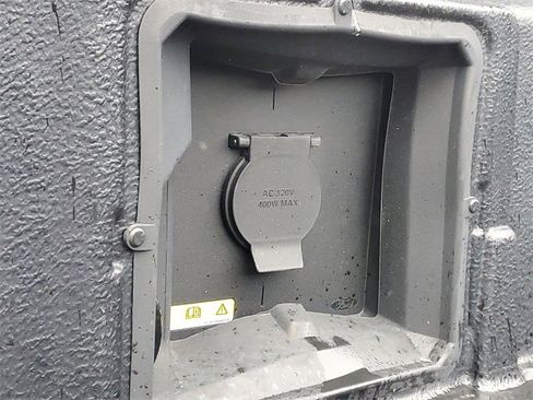 Used 2022 Ford F150 XLT w/ Equipment Group 302A High image 8