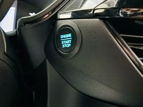 Used 2025 Ford Escape ST-Line image 9