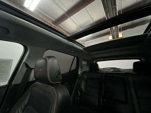 Certified 2022 GMC Terrain AT4 w/ Infotainment Package II AWD/4WD image 19