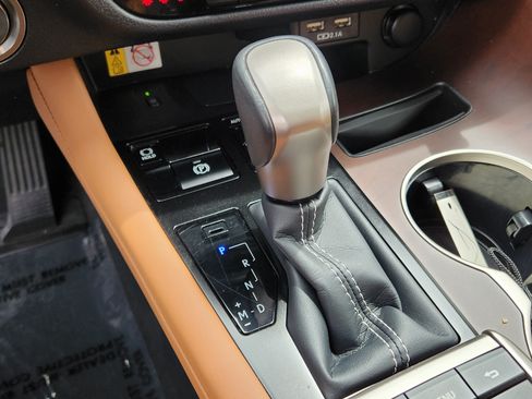 Used 2022 Lexus RX 350 AWD w/ Premium Package image 22
