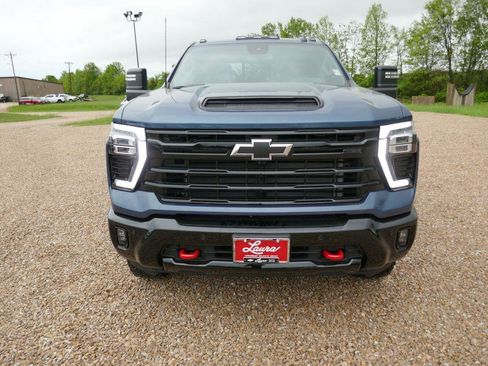 New 2026 Chevrolet Silverado 2500 LT w/ Trail Boss Package AWD/4WD image 10