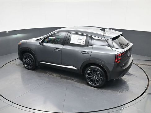 New 2026 Nissan Kicks SR w/ SR Premium Package AWD/4WD image 20