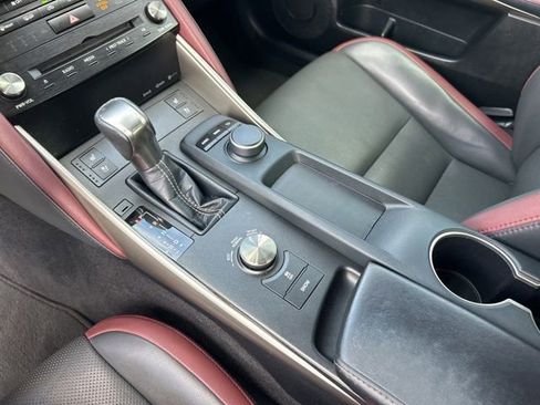 Used 2017 Lexus IS 200t w/ Premium Package RWD image 25
