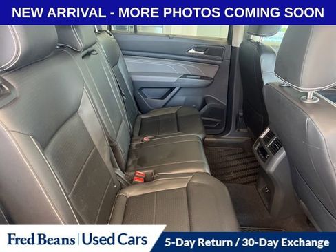 Used 2023 Volkswagen Atlas SE w/ Black Wheel Package image 6