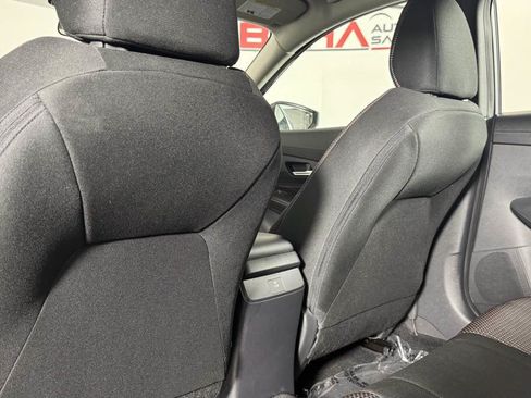 Used 2026 Nissan Sentra SR w/ Floor Mat Package FWD image 27
