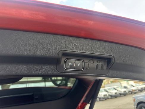 Used 2023 Ford Explorer XLT w/ Equipment Group 202A RWD image 15