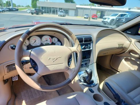 Used 2004 Ford Mustang GT RWD image 11