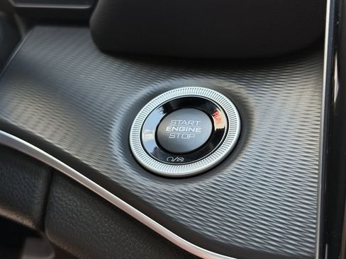 New 2025 Jeep Grand Cherokee L Altitude image 19