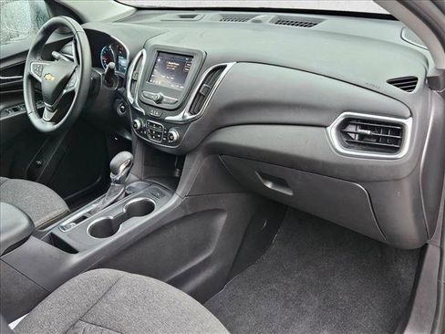 Used 2024 Chevrolet Equinox LT FWD image 21
