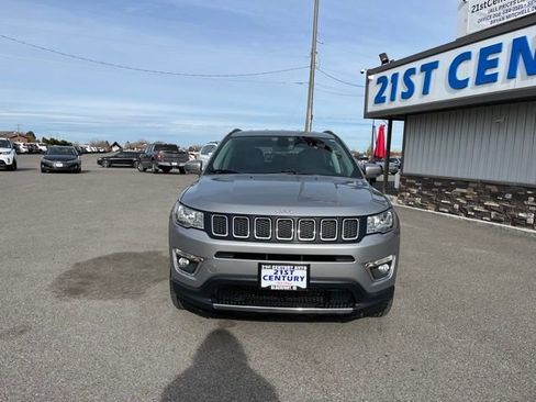 Used 2019 Jeep Compass Limited image 2
