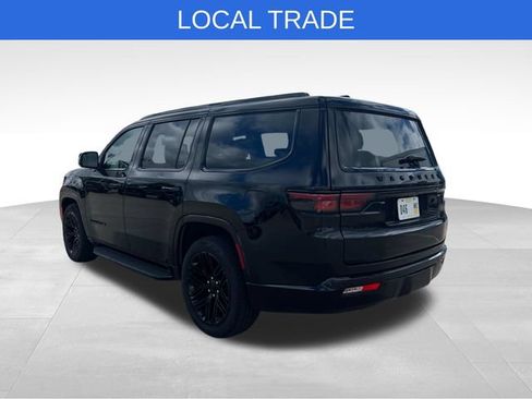 Used 2024 Jeep Wagoneer Series II AWD/4WD image 4