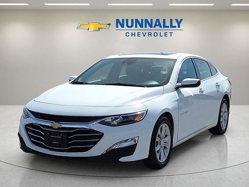 Used 2024 Chevrolet Malibu LT FWD image 1