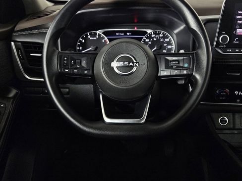 Used 2023 Nissan Rogue SV AWD/4WD image 18