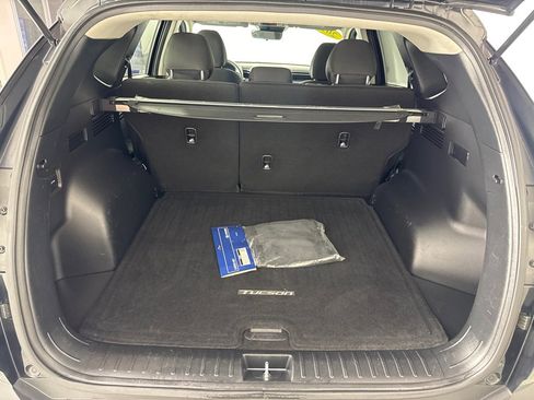 Used 2022 Hyundai Tucson SEL w/ Cargo Package image 21