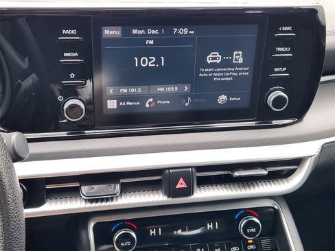 Used 2022 Kia K5 LXS image 17