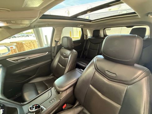 Used 2019 Cadillac XT5 Premium Luxury image 28