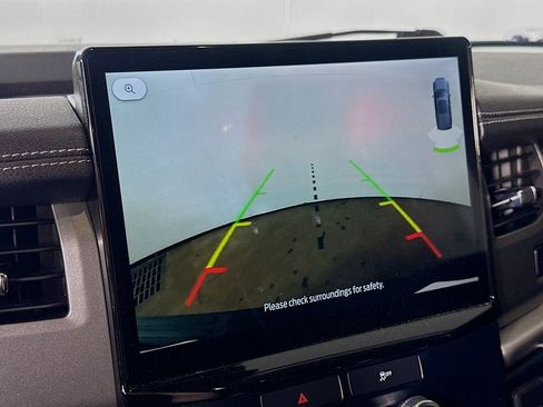 Used 2022 Ford Expedition XLT image 10