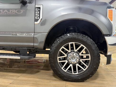 Used 2019 Ford F250 Lariat w/ Lariat Ultimate Package AWD/4WD image 4