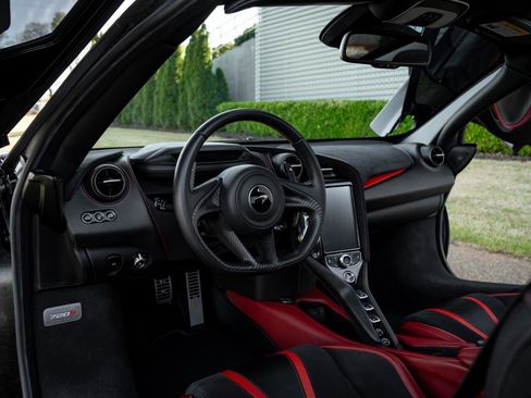 Used 2019 McLaren 720S Performance image 54