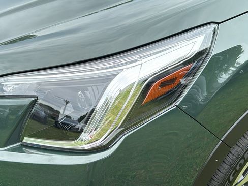 Certified 2024 Subaru Forester Premium AWD/4WD image 9