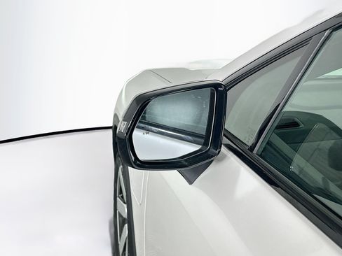 Used 2024 Honda Prologue EX image 16