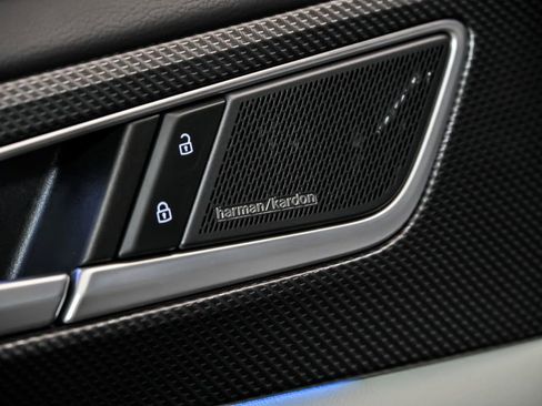 Certified 2025 Volkswagen Atlas Cross Sport SEL Premium R-Line AWD/4WD image 10