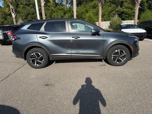Certified 2025 Kia Sportage LX AWD/4WD image 3