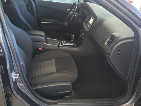 Used 2022 Dodge Charger Scat Pack w/ Dynamics Package image 10