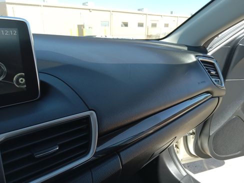 Used 2016 MAZDA MAZDA3 i Sport image 28