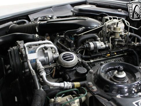 Used 1990 Rolls-Royce Silver Spur image 27