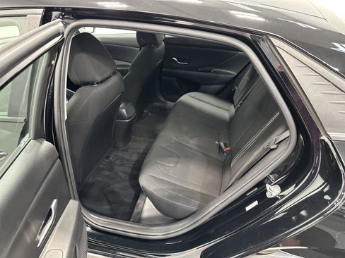 Certified 2023 Hyundai Elantra SEL image 24
