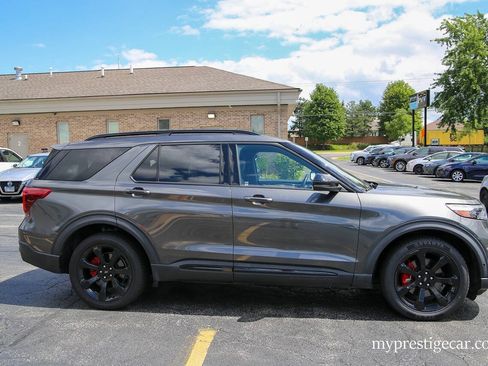 Used 2020 Ford Explorer ST w/ ST Street Pack AWD/4WD image 10