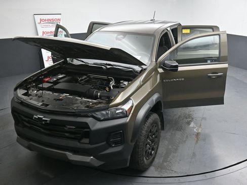 Used 2023 Chevrolet Colorado Trail Boss image 26