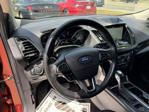 Used 2019 Ford Escape Titanium FWD image 16