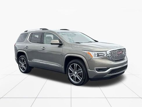 Used 2019 GMC Acadia Denali w/ LPO, Floor Liner Package FWD image 8
