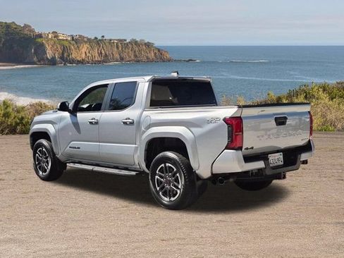 Used 2024 Toyota Tacoma TRD Sport w/ TRD Sport Upgrade Package AWD/4WD image 7