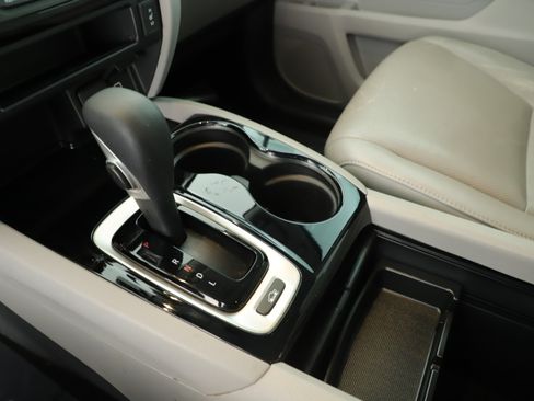 Used 2019 Honda Ridgeline RTL-E image 13
