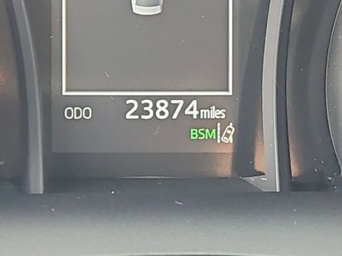 Used 2024 Toyota Camry SE image 27