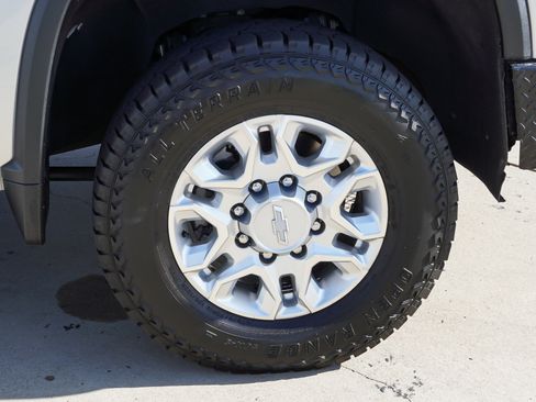 Used 2020 Chevrolet Silverado 3500 LTZ w/ Safety Package AWD/4WD image 10