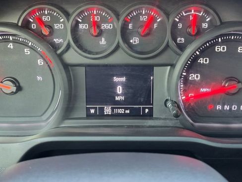 Used 2025 Chevrolet Silverado 1500 Custom AWD/4WD image 24