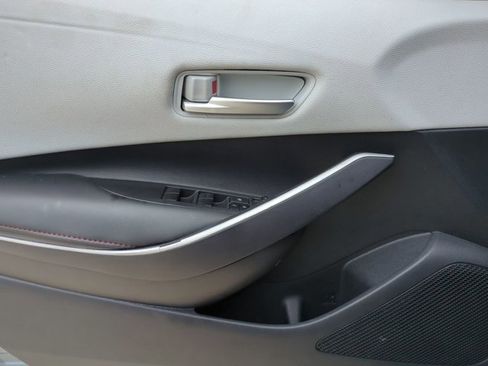 Used 2025 Toyota Corolla SE FWD image 11